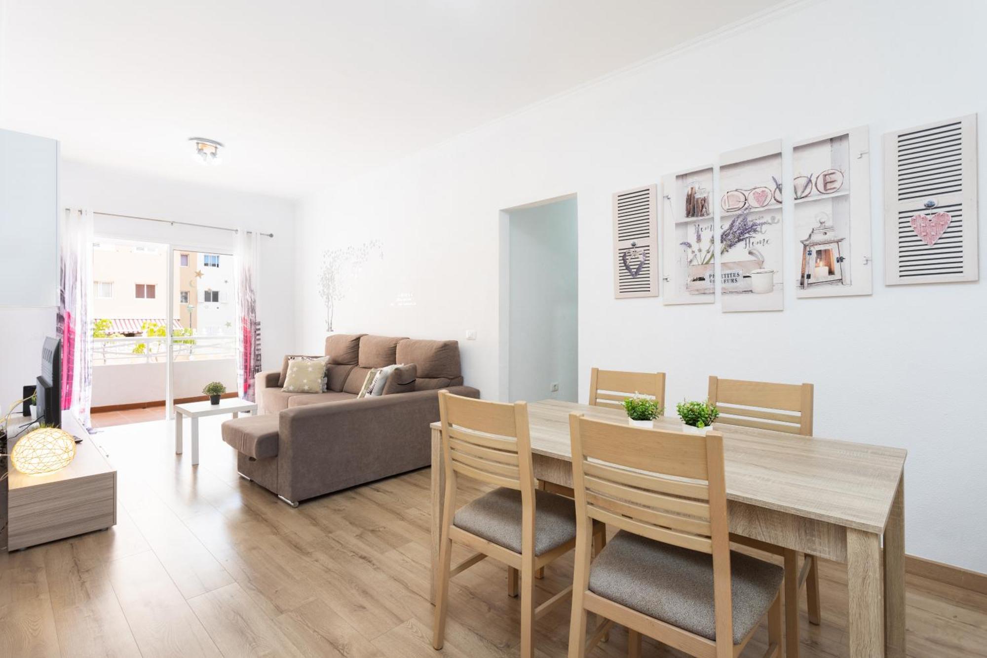 Home2book Charming Caletillas Pool Appartement *
